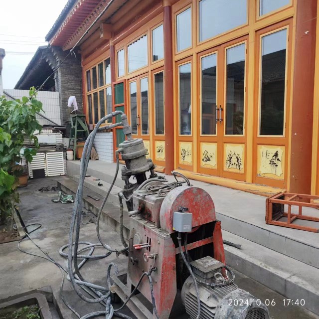 梁山房屋地基沉降注浆加固施工